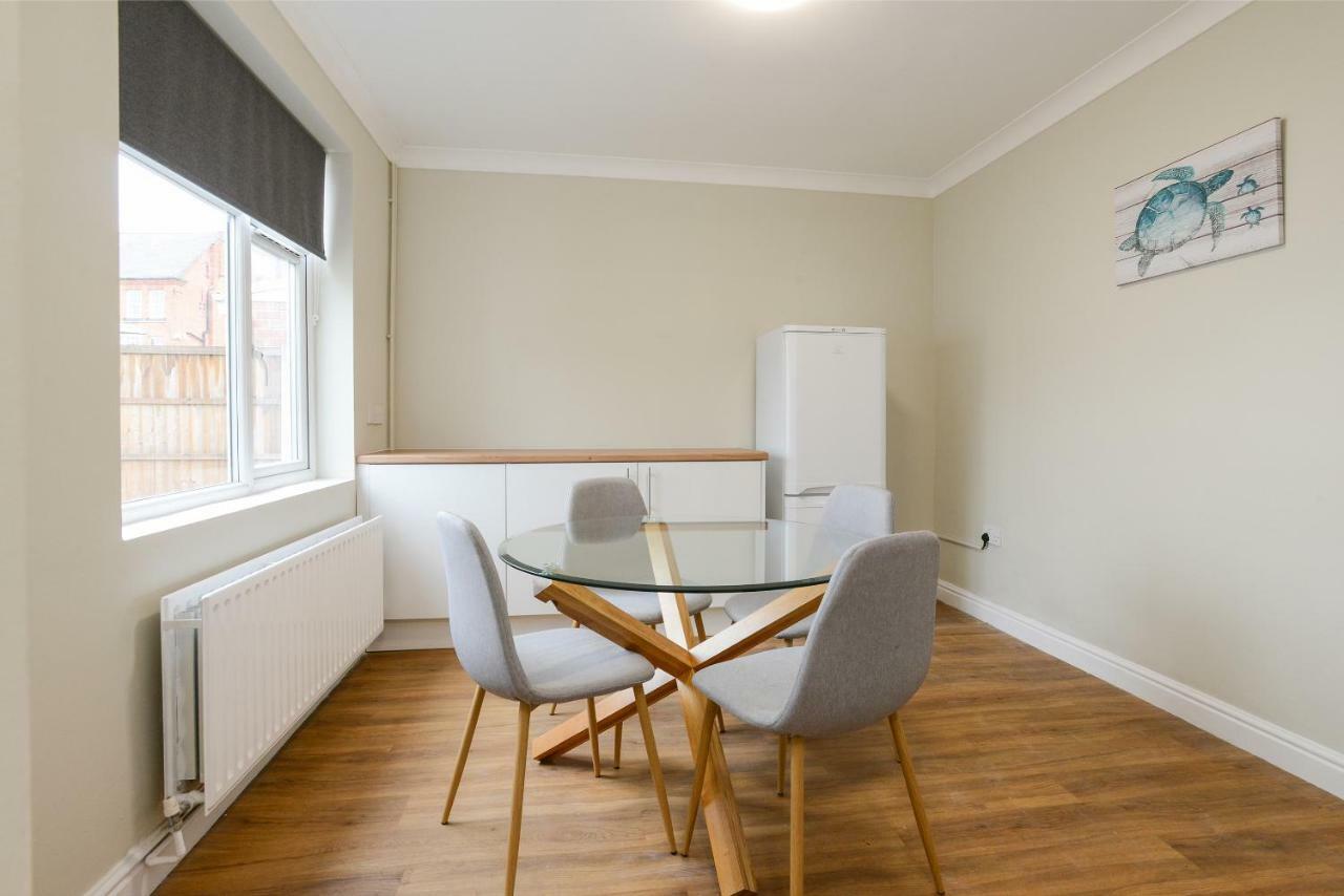 노팅엄 Cosy House In The Heart Of Beeston With Free Parking And Wifi 빌라 외부 사진