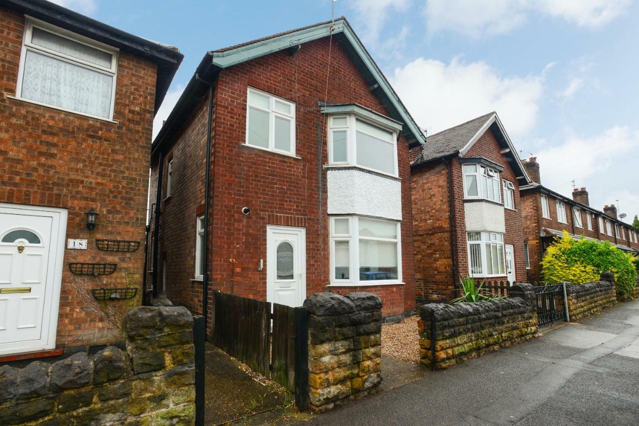 노팅엄 Cosy House In The Heart Of Beeston With Free Parking And Wifi 빌라 외부 사진